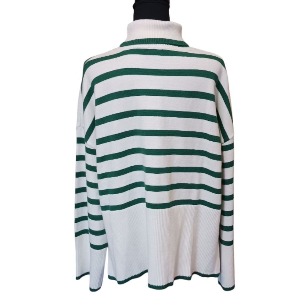 Gyrans Dance Flower Turtleneck Stripe Boxy Sweater - Picture 4 of 9